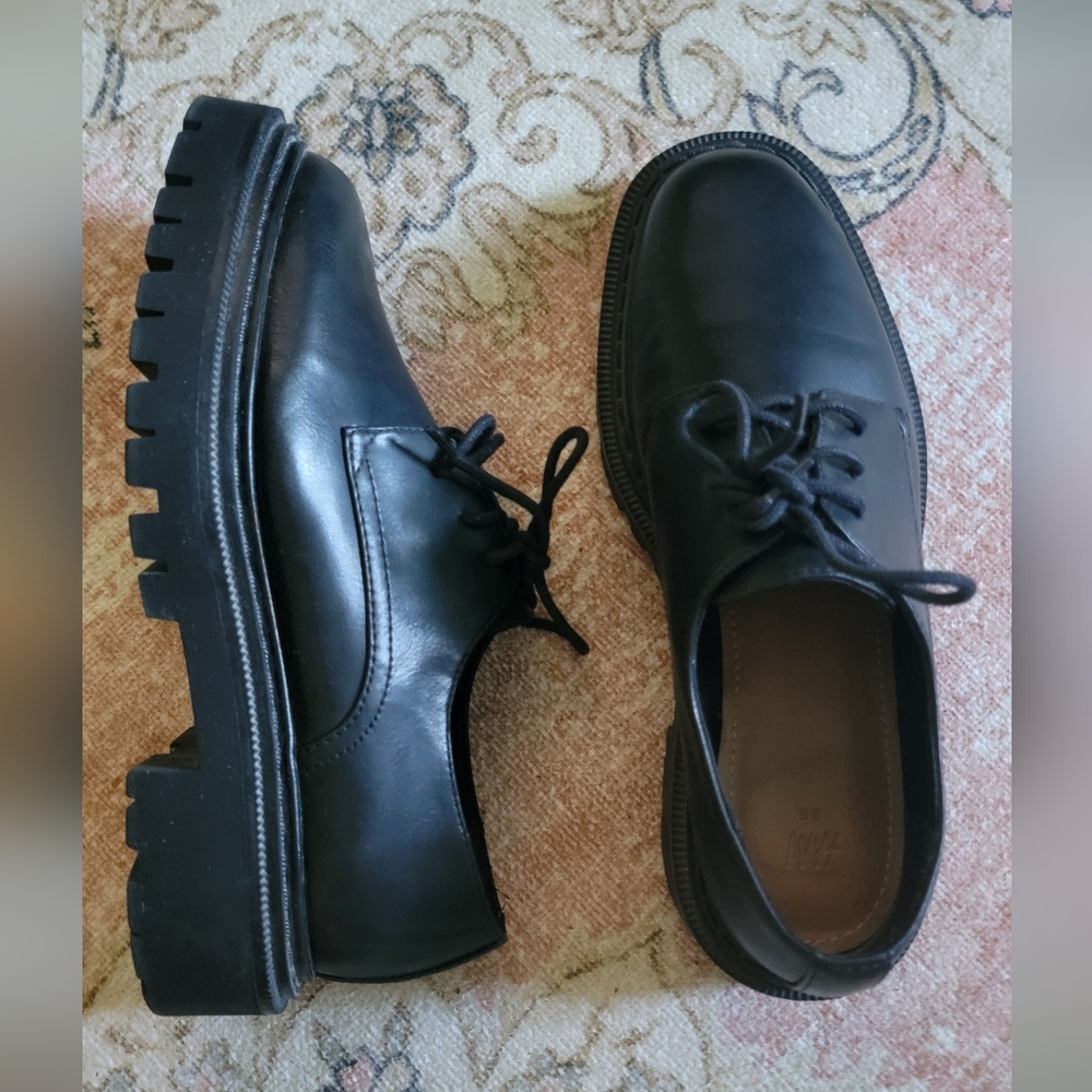 H&M Oxford Shoes